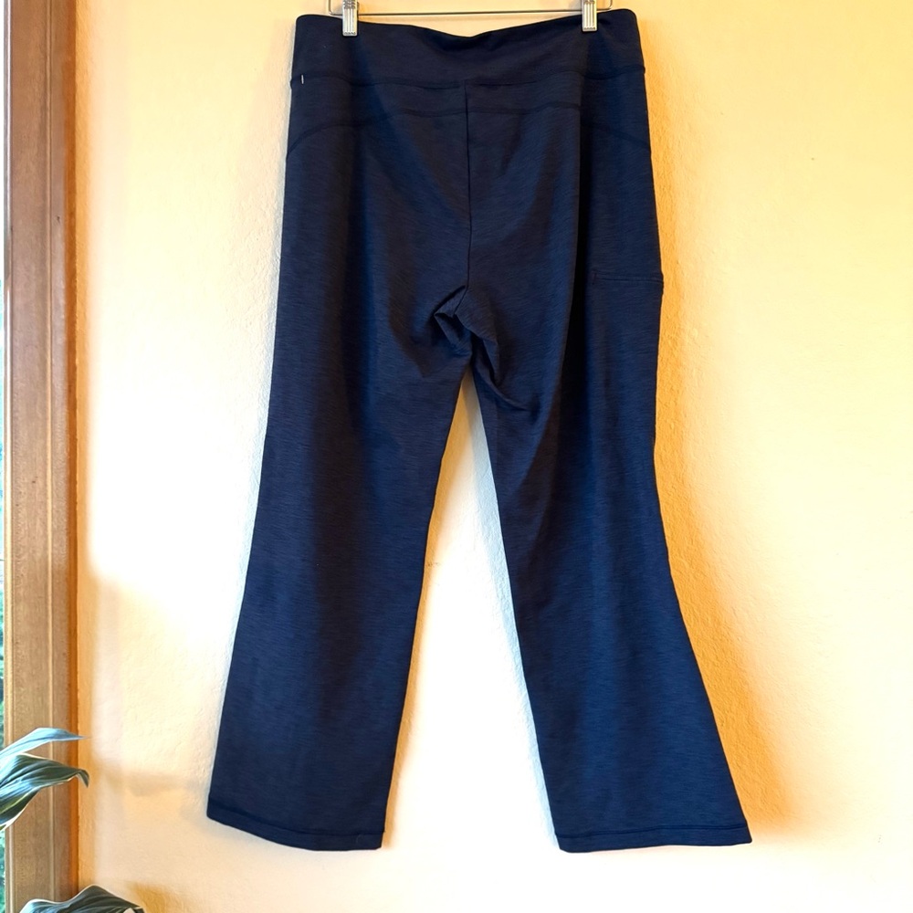 Duluth Trading Company women’s pants blue size L side zip pocket - Picture 4 of 5